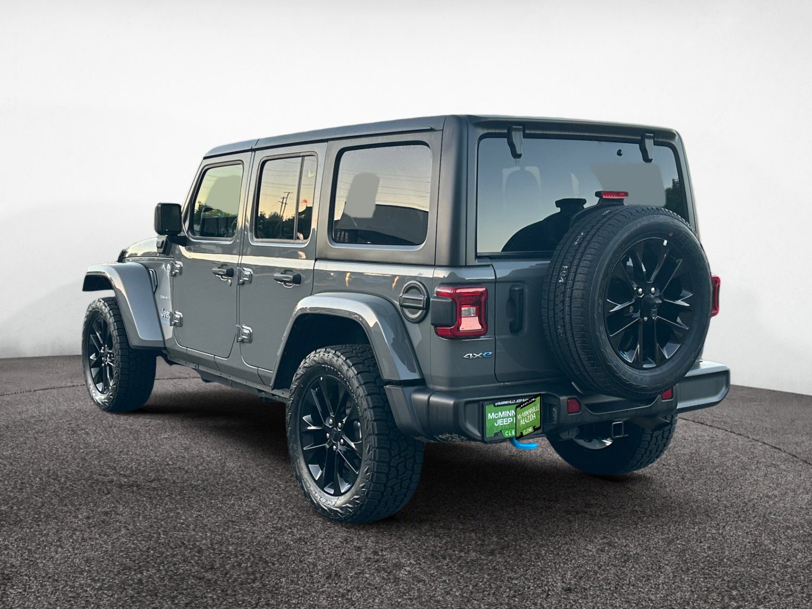 2023 Jeep Wrangler Sahara 4xe photo 3