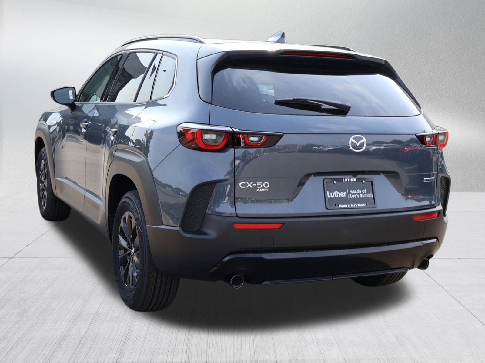 2025 Mazda CX-50 Premium photo 3