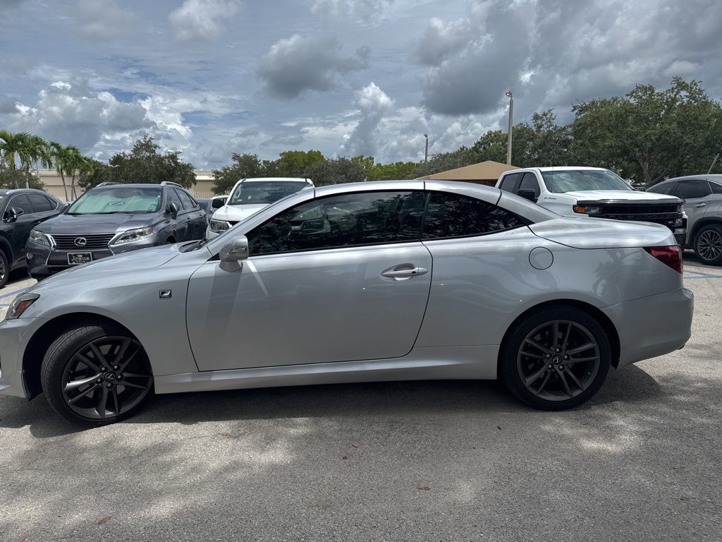 2013 Lexus IS 350 photo 2