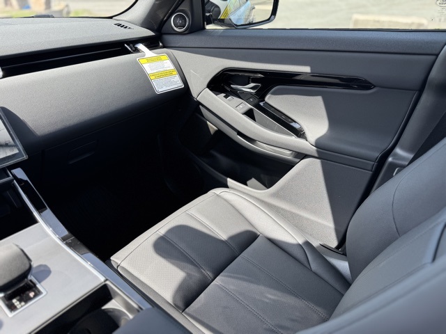 2026 Land Rover Range Rover Evoque S photo 10