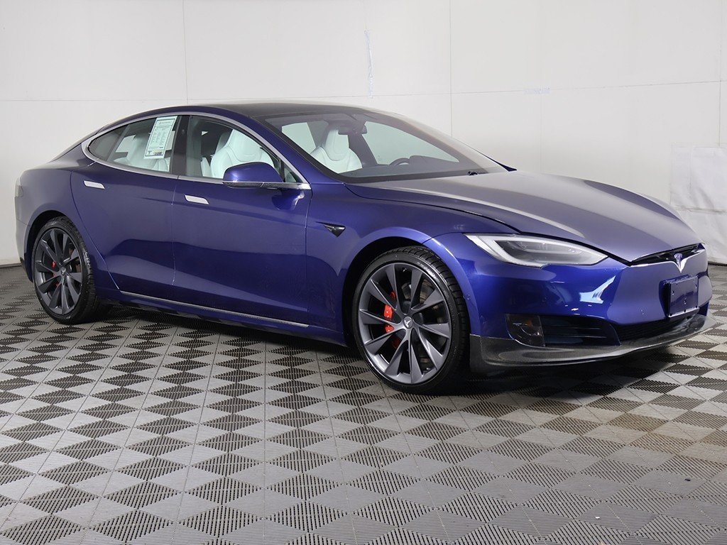 2019 Tesla Model S Performance photo 2