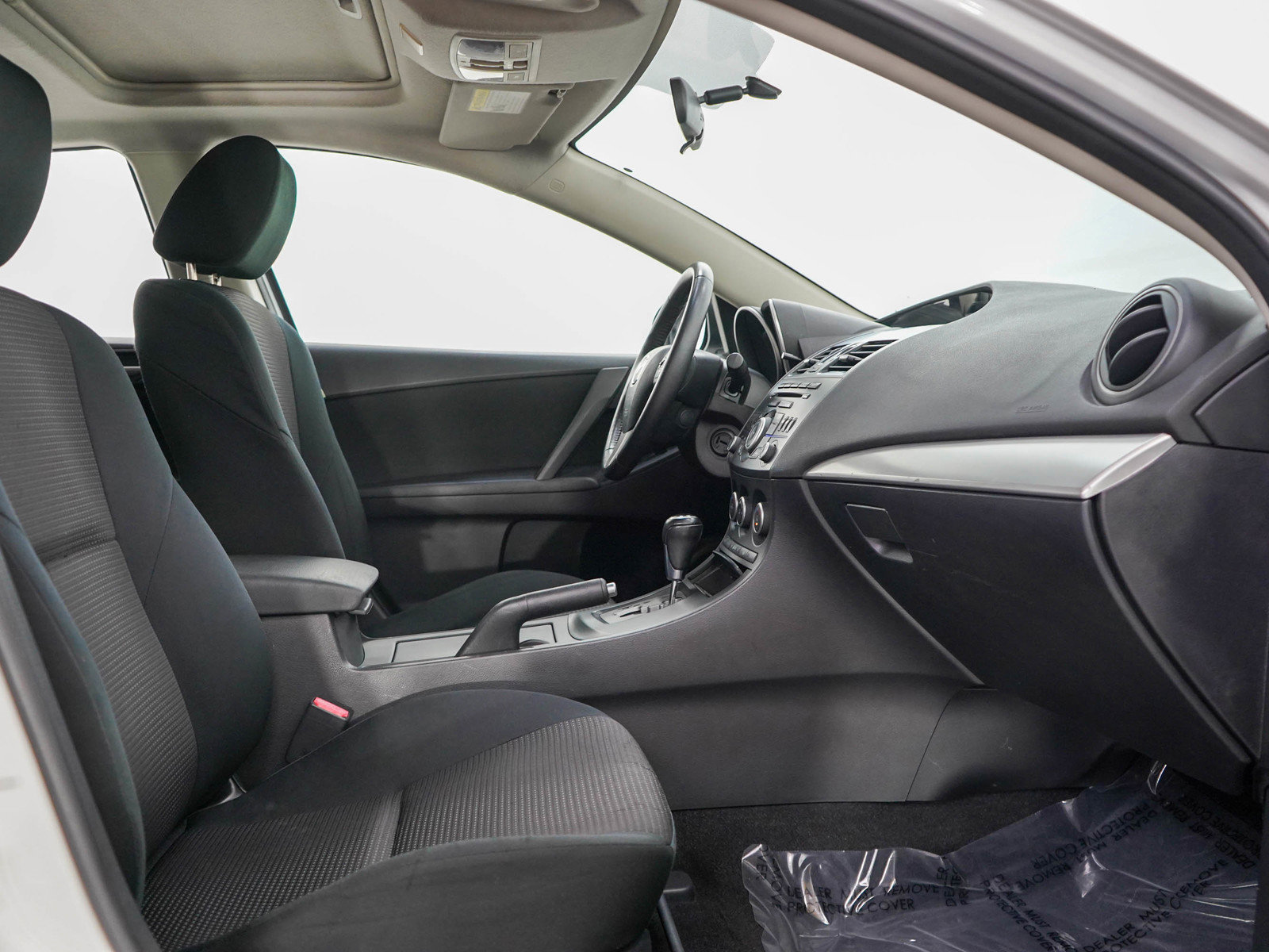 2013 Mazda Mazda3 Touring photo 10
