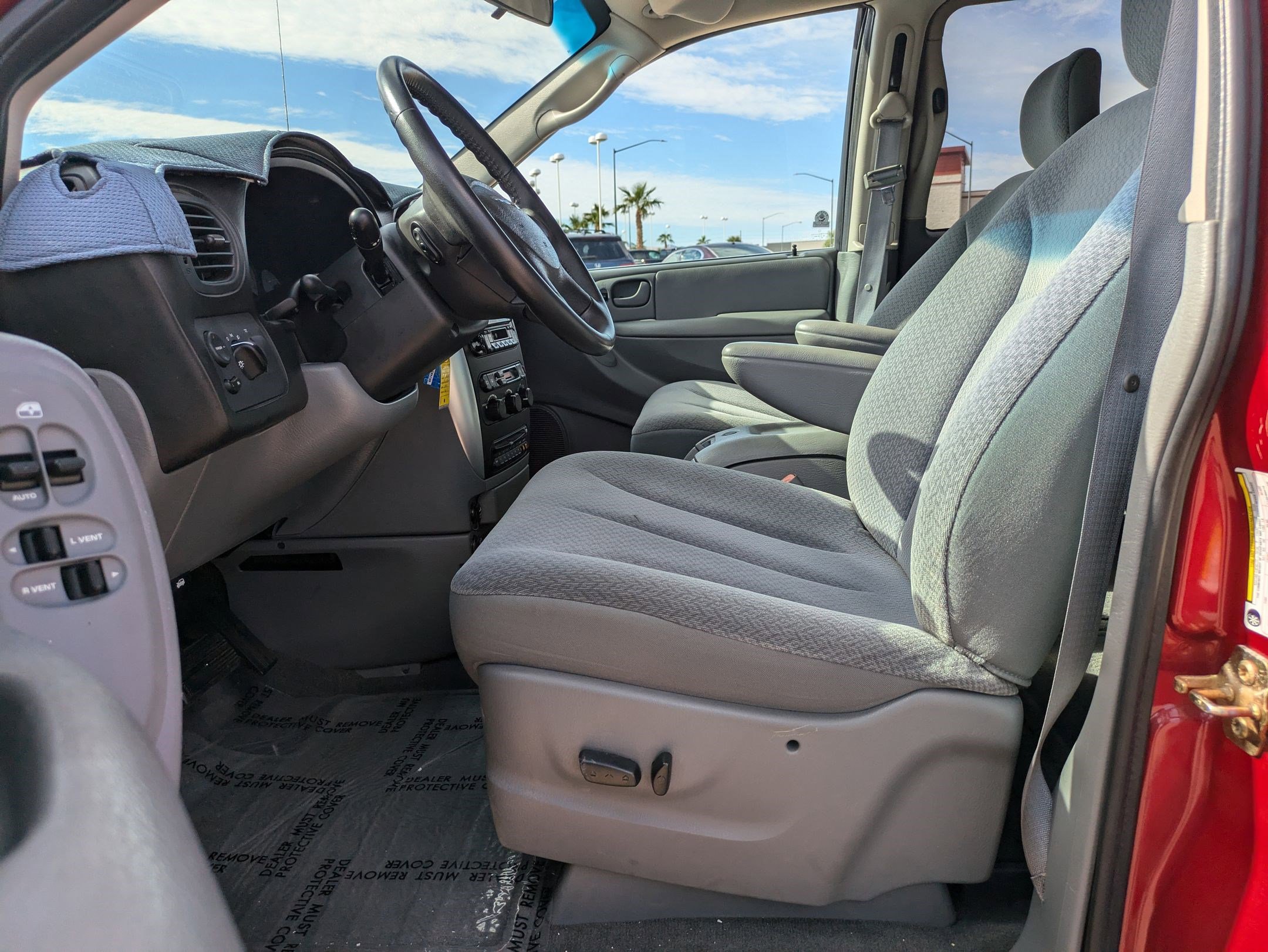 2006 Chrysler Town & Country Touring photo 12