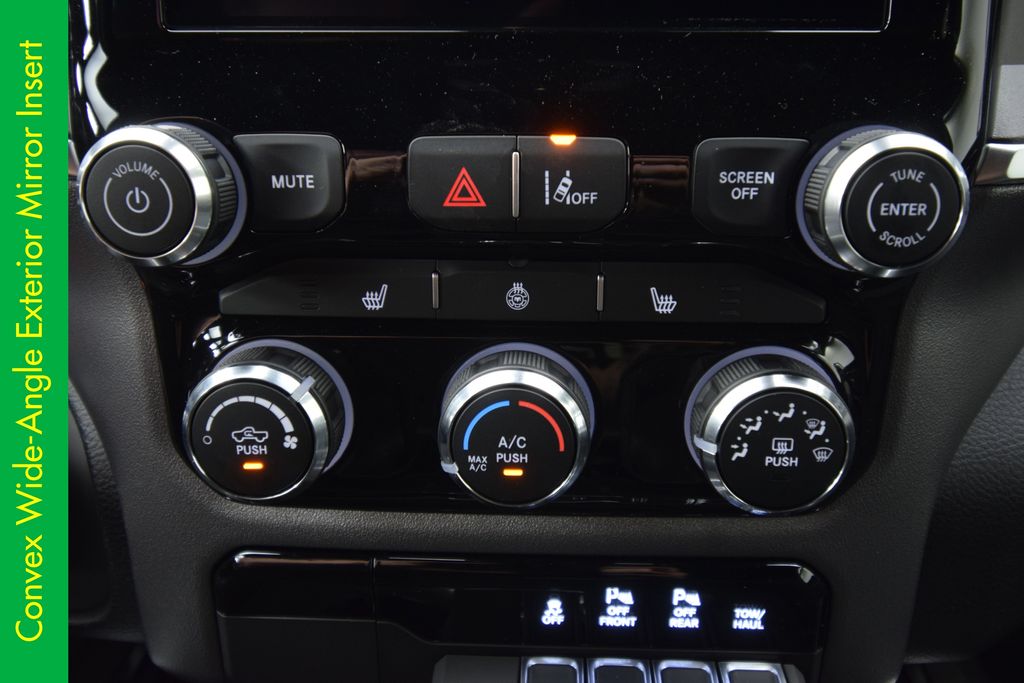 2025 Ram 1500 Big Horn Lone Star photo 17