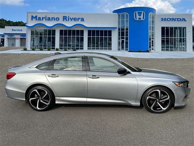 2022 Honda Accord Sport SE photo 2