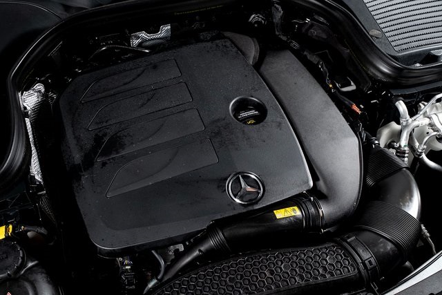 2022 Mercedes Benz GLC 300 4MATIC photo 11