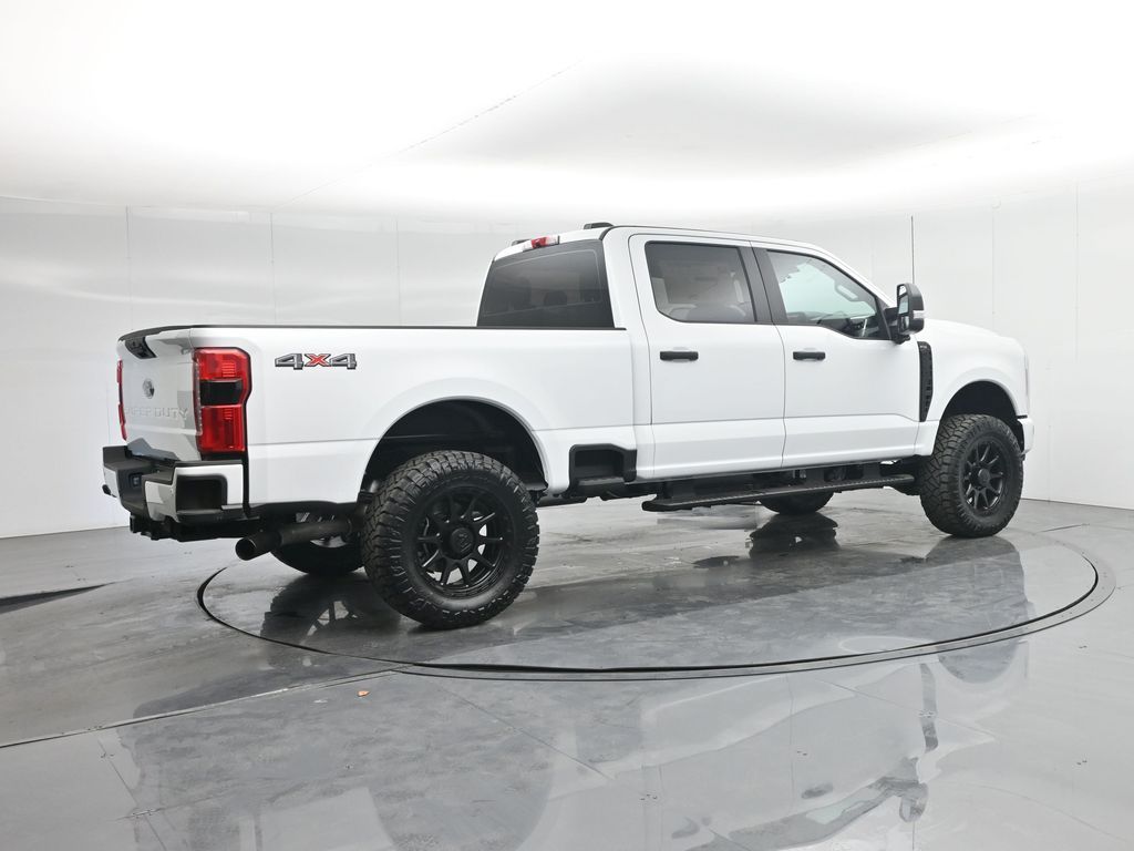 2025 Ford F-250 photo 22