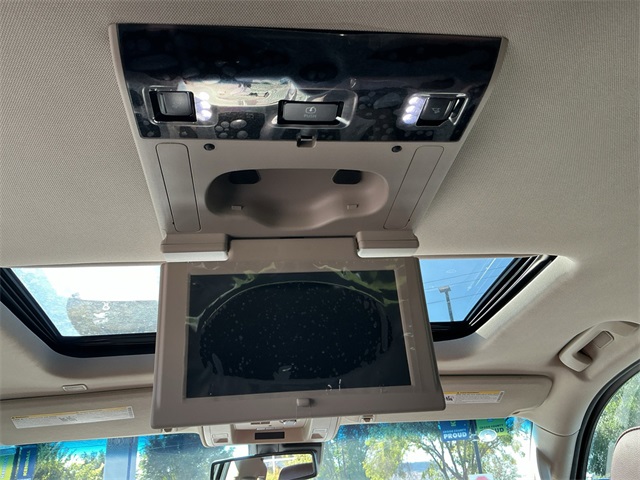 2019 Chevrolet Tahoe Premier photo 28