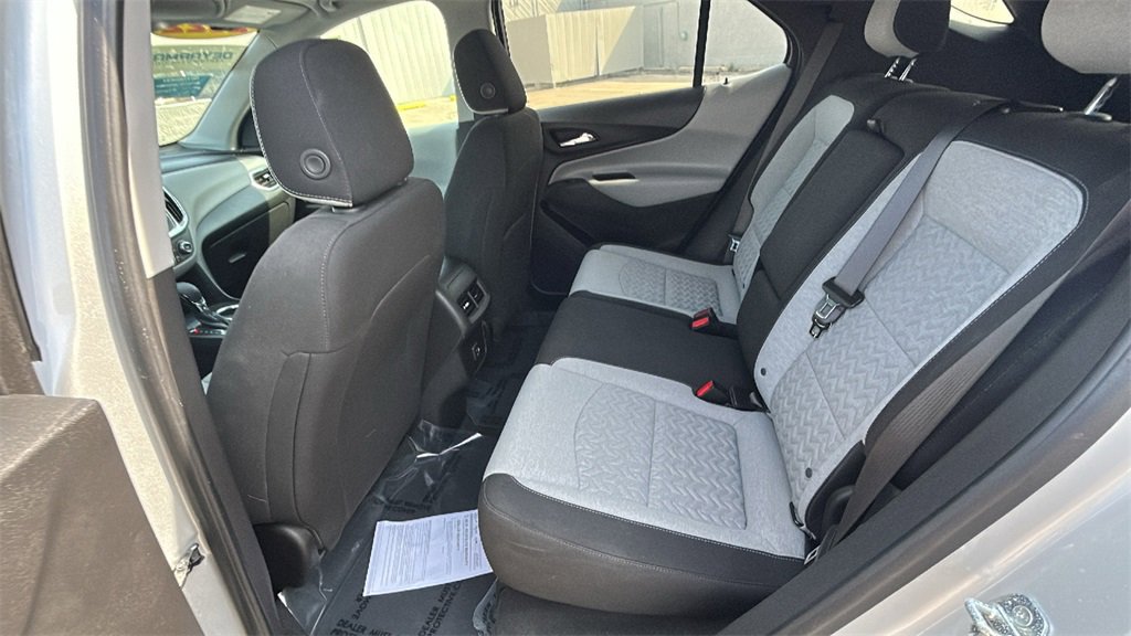 2022 Chevrolet Equinox LS photo 16