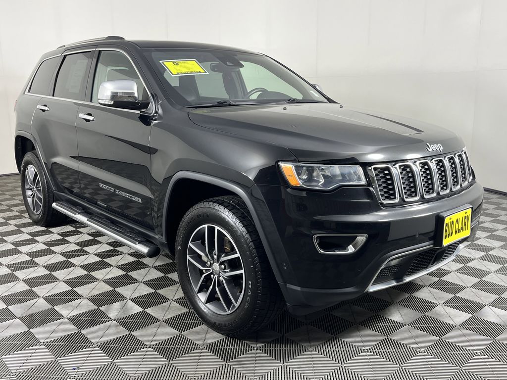 2017 Jeep Grand Cherokee Limited photo 3