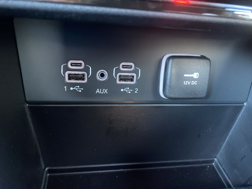 2025 Jeep Grand Cherokee Limited photo 24