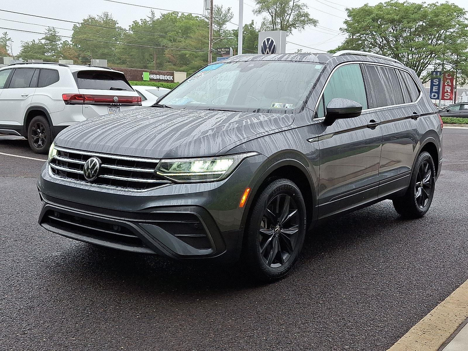 2022 Volkswagen Tiguan SE photo 2