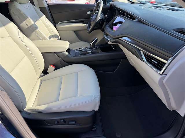 2020 Cadillac XT4 Luxury photo 14