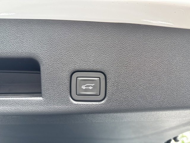 2026 Gmc Acadia Elevation photo 13
