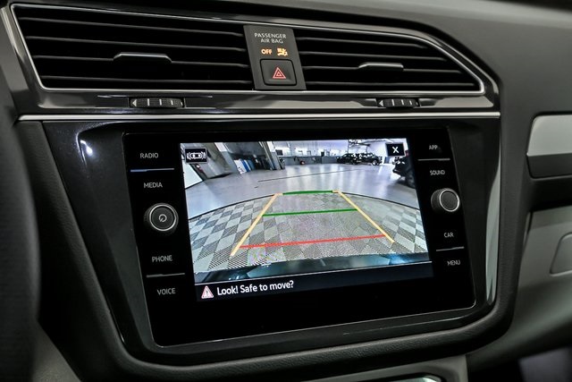 2024 Volkswagen Tiguan SE R-Line Black photo 15