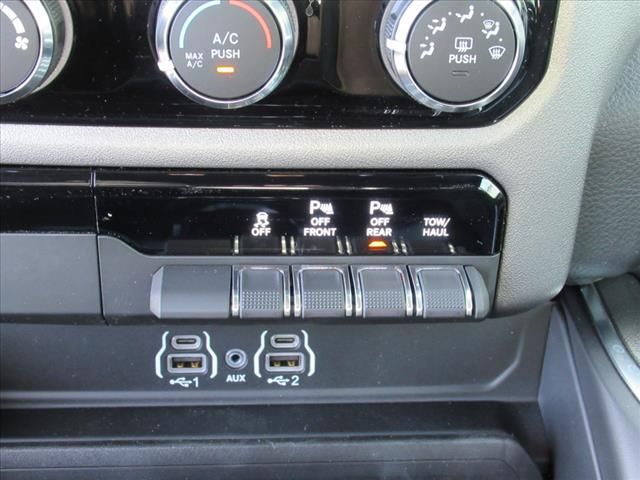 2025 Ram 1500 Big Horn Lone Star photo 30