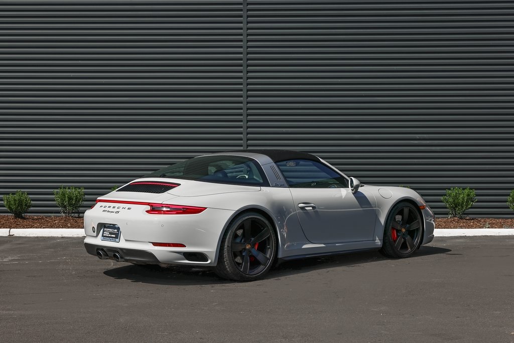 2019 Porsche 911 Targa 4S photo 7