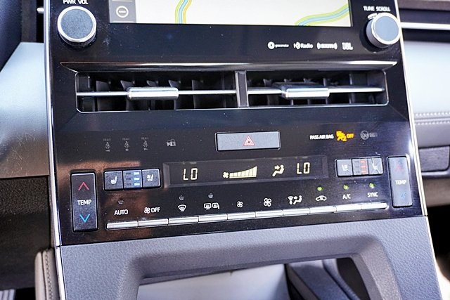 2019 Toyota Avalon Limited photo 28