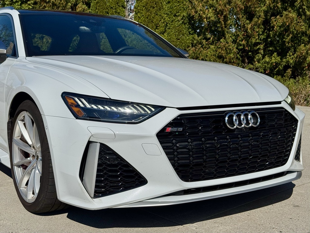 2021 Audi RS 6 Avant Base photo 2