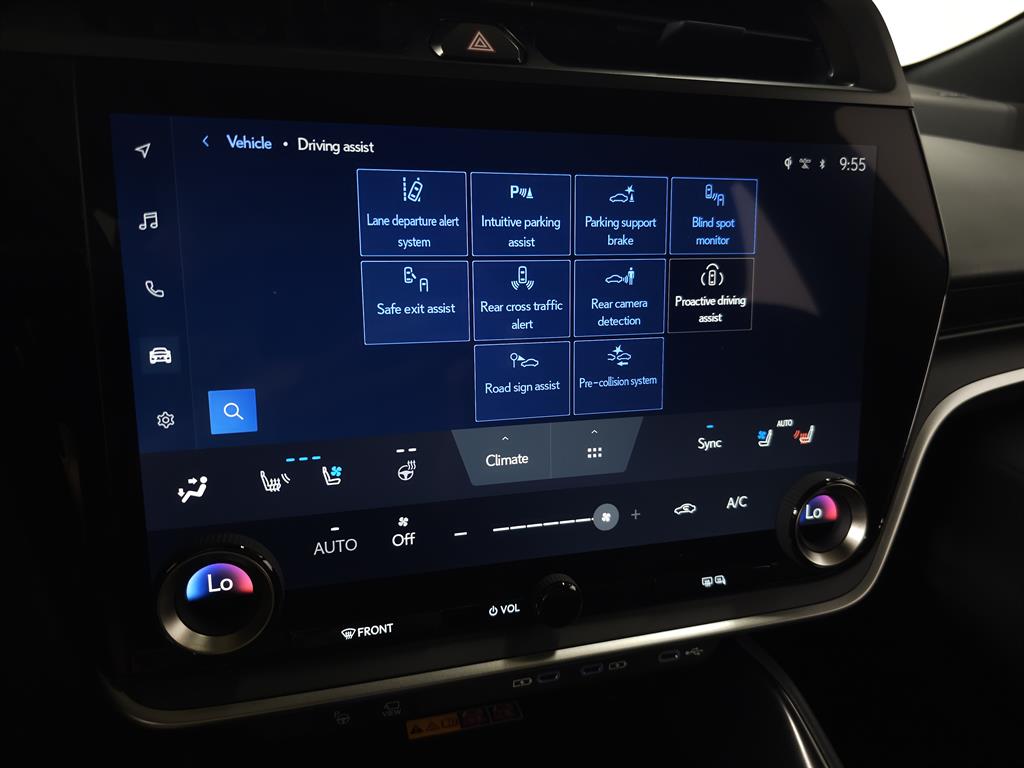 2023 Lexus RZ 450e photo 23
