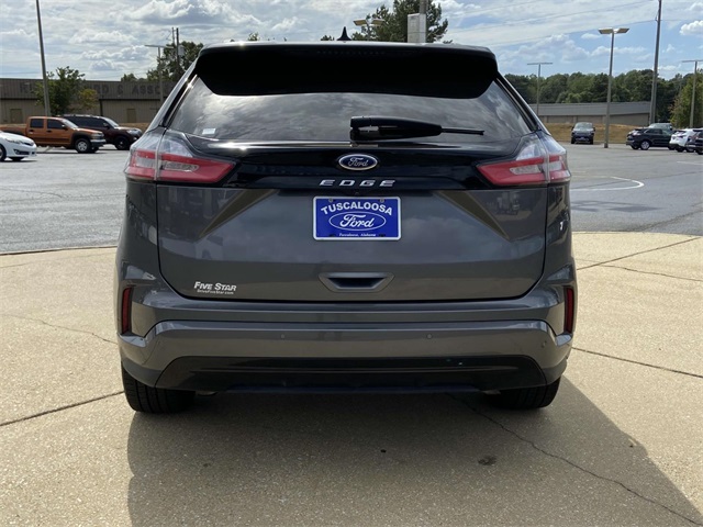 2022 Ford Edge ST photo 3