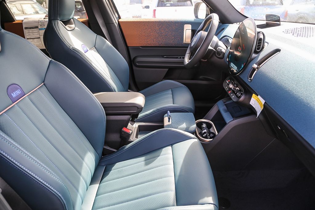 2025 Mini Countryman S ALL4 photo 15