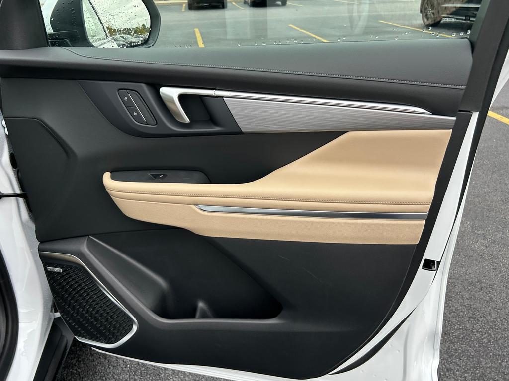 2026 Buick Enclave Preferred photo 15