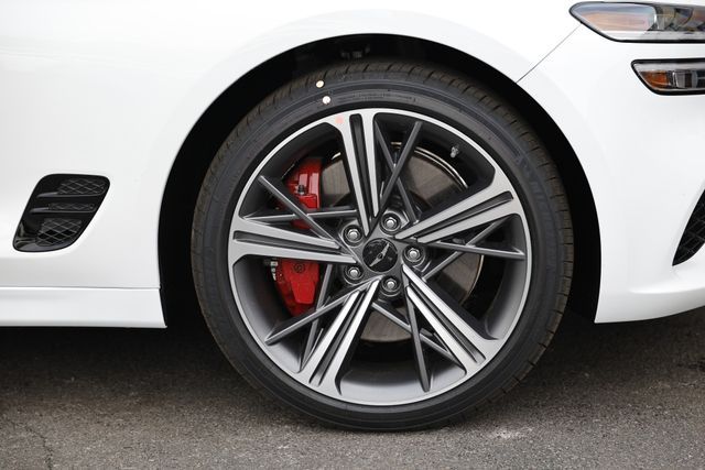 2025 Genesis G70 3.3T Sport Advanced photo 3