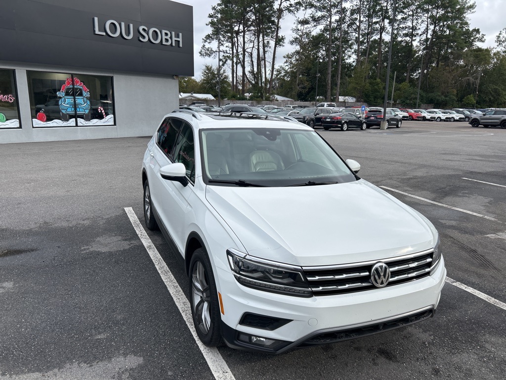 2018 Volkswagen Tiguan SEL Premium photo 4