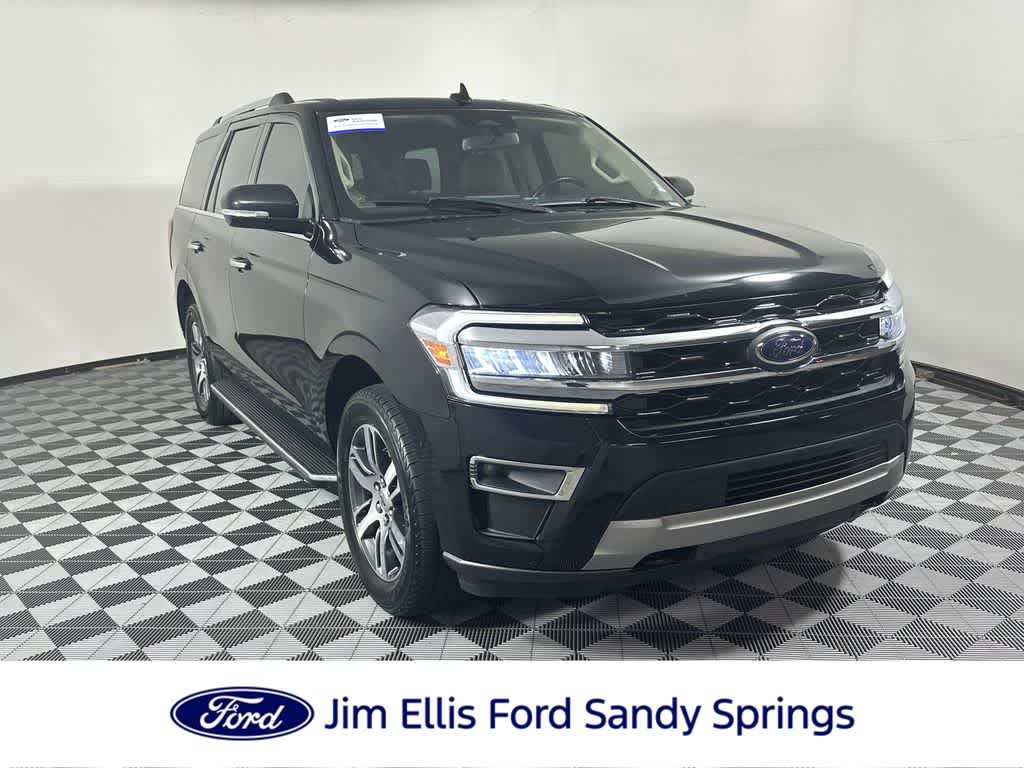 2023 Ford Expedition Limited's photo