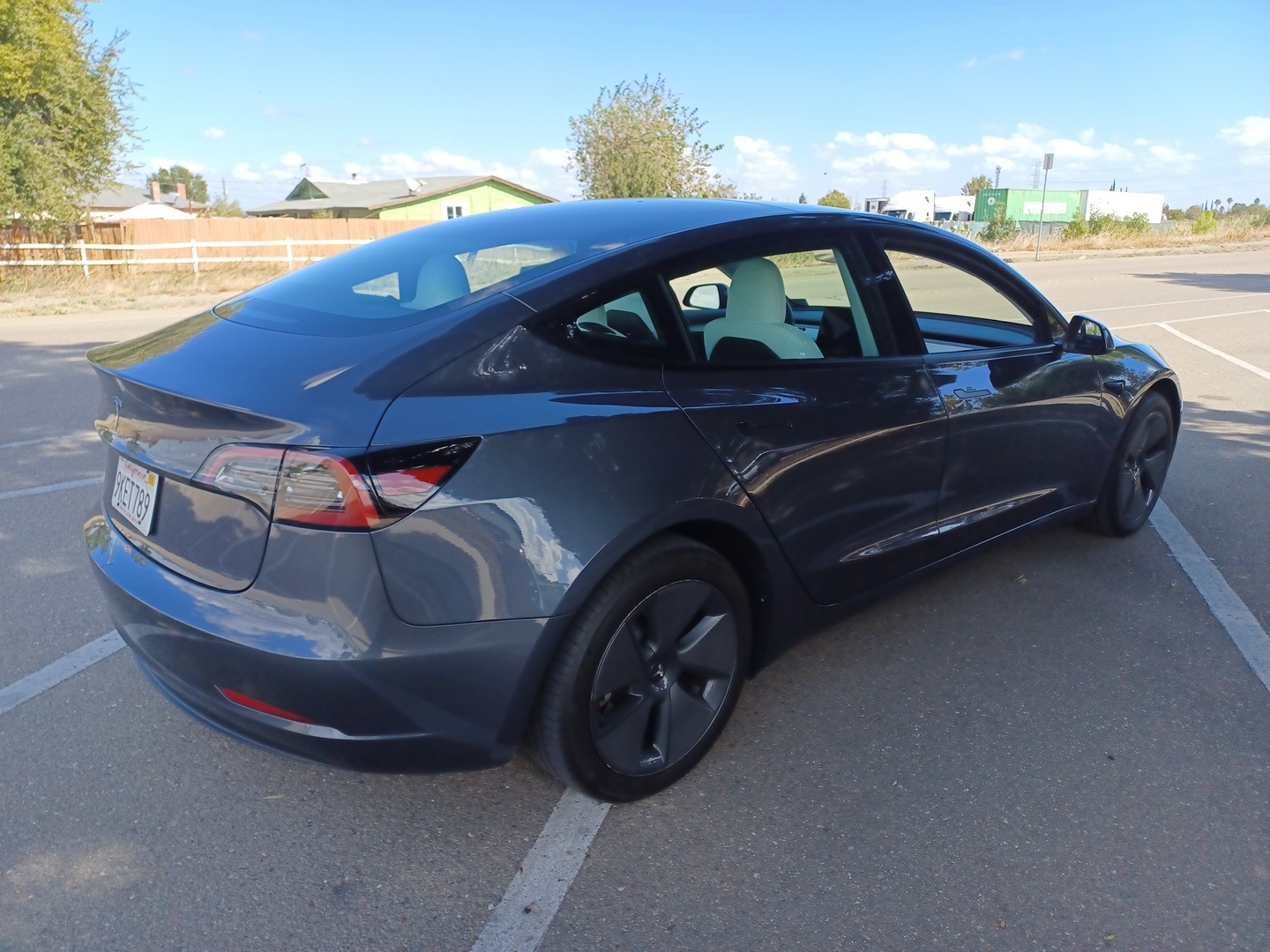 2023 Tesla Model 3 photo 4