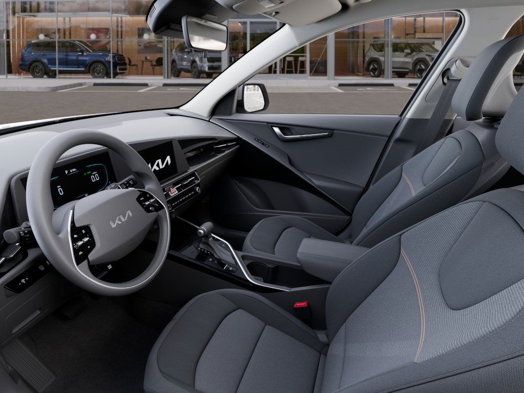 2025 Kia Niro LX photo 16