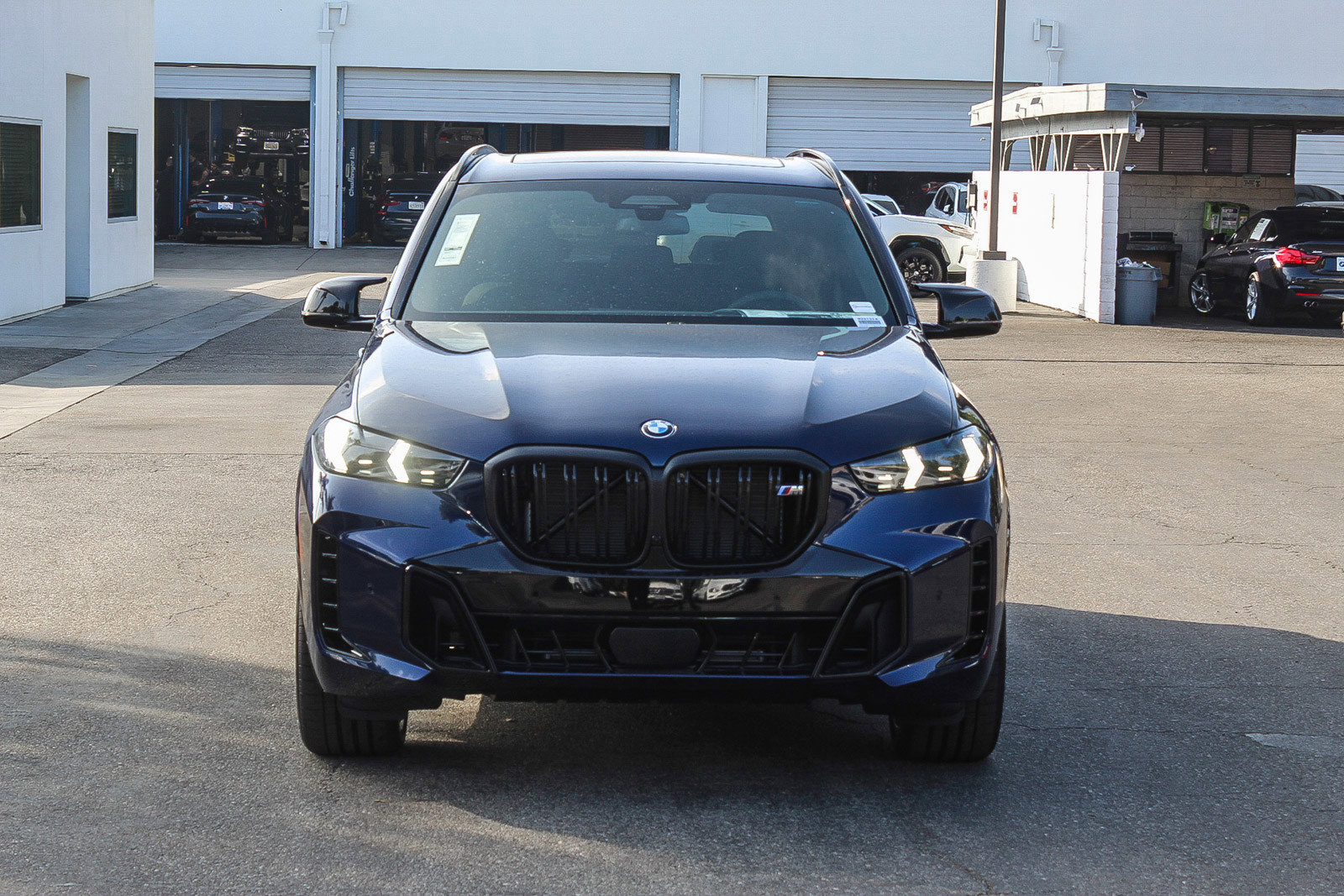 2026 Bmw X5 M60i photo 2