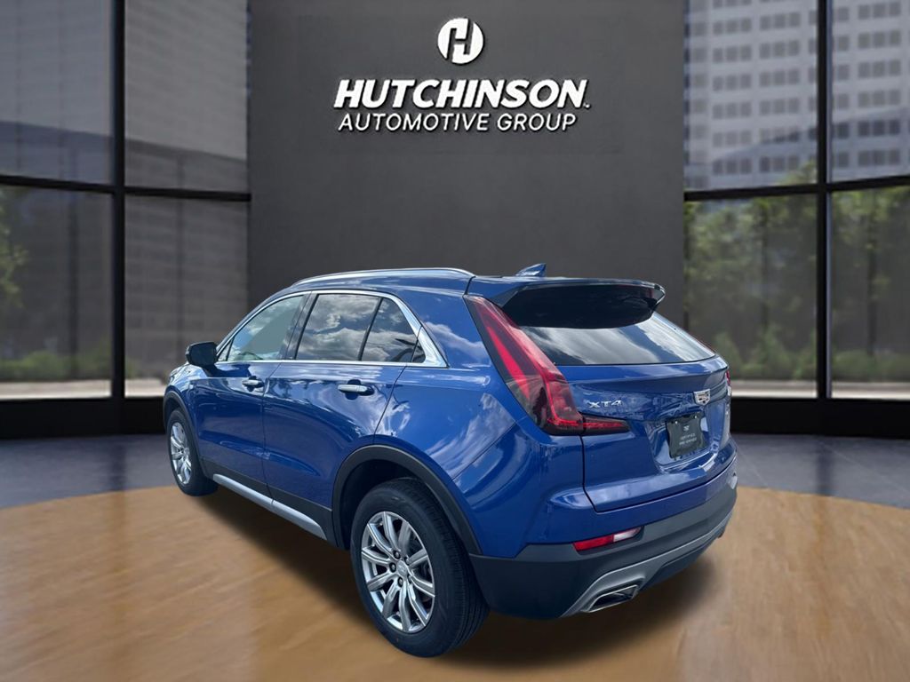 2023 Cadillac XT4 Premium Luxury photo 5
