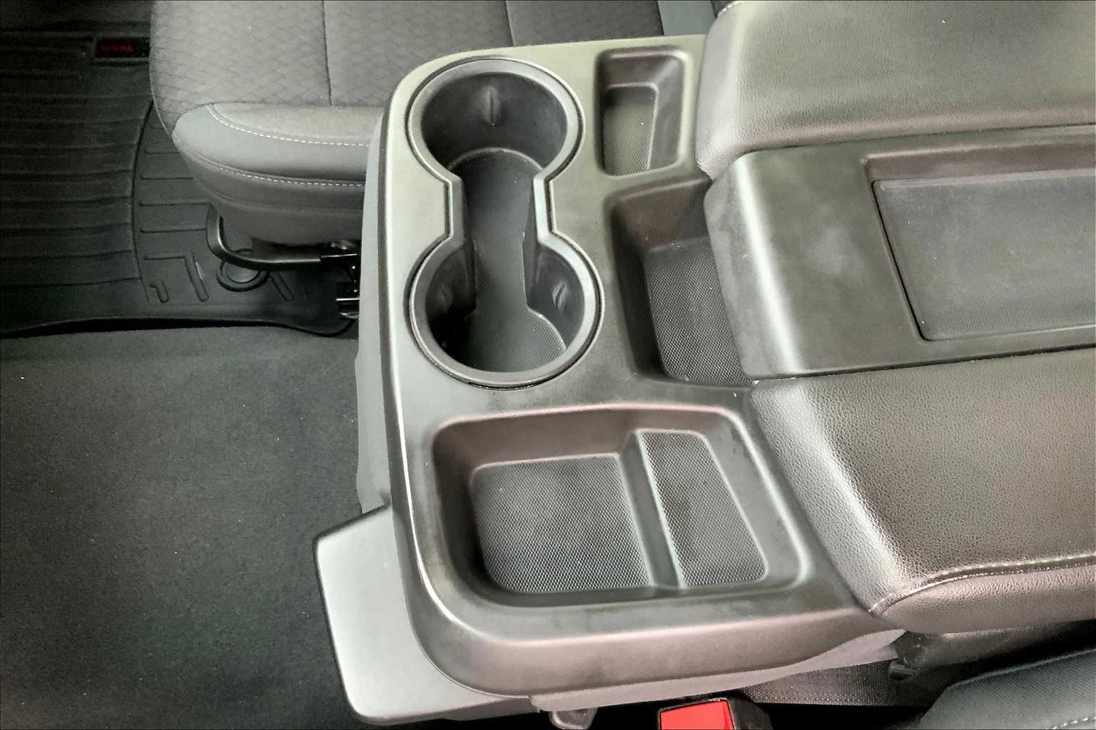 2019 Chevrolet Silverado 1500 LT photo 13