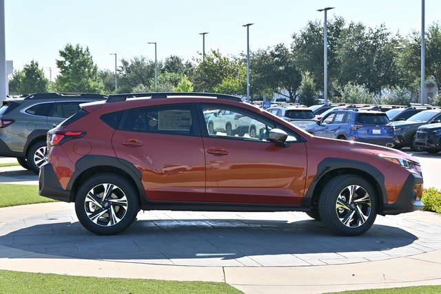 2025 Subaru Crosstrek Premium photo 2