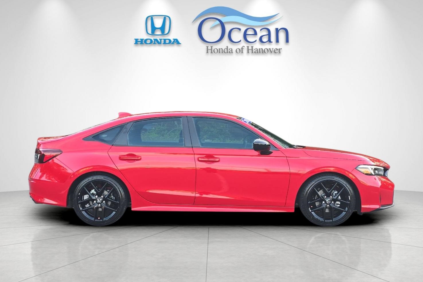 2025 Honda Civic Sport photo 2