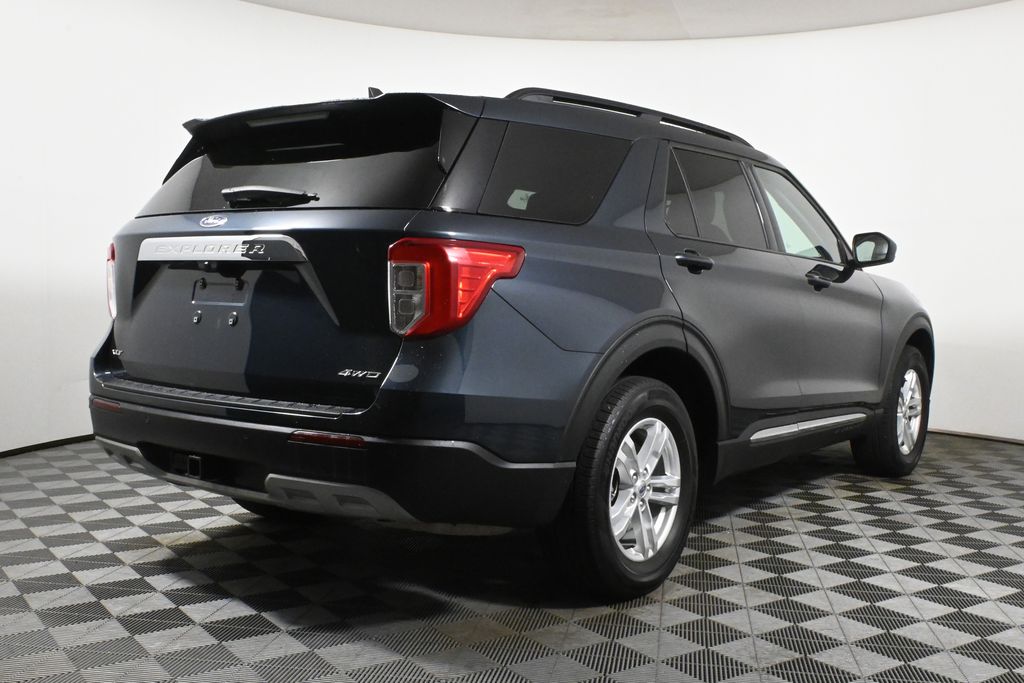 2023 Ford Explorer XLT photo 6
