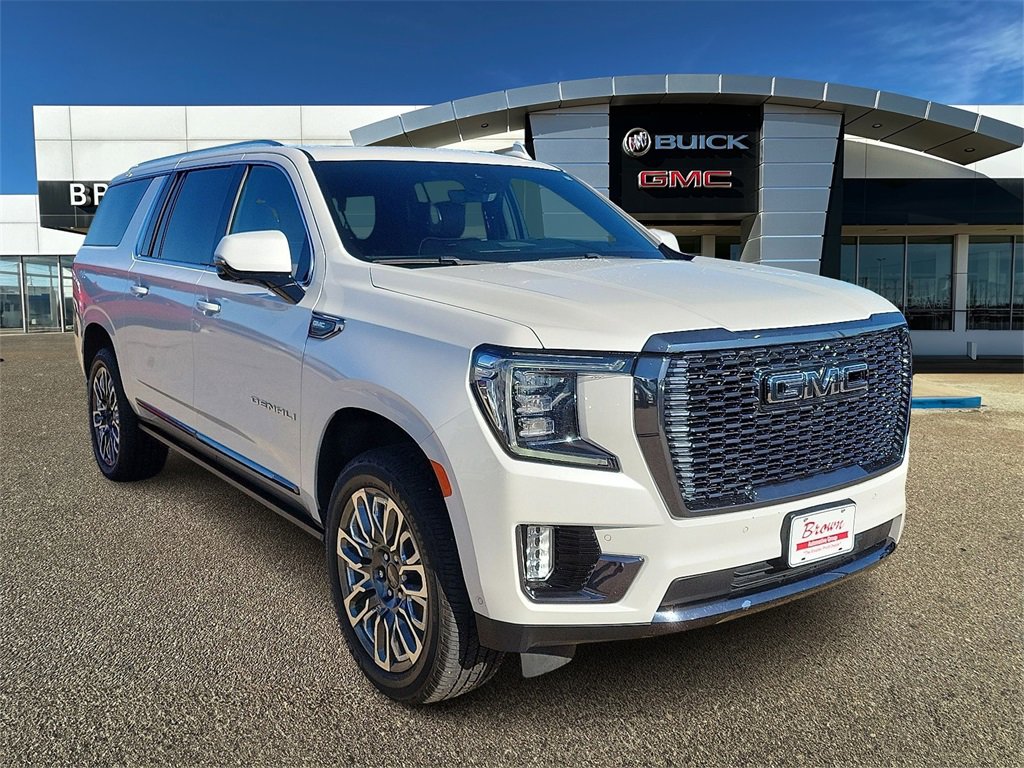 2023 GMC Yukon XL Denali Ultimate's photo