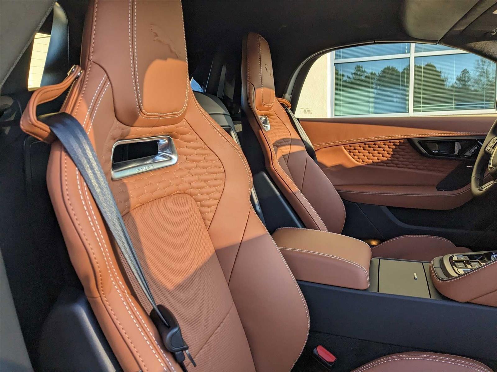 2024 Jaguar F-TYPE P450 R75 photo 28