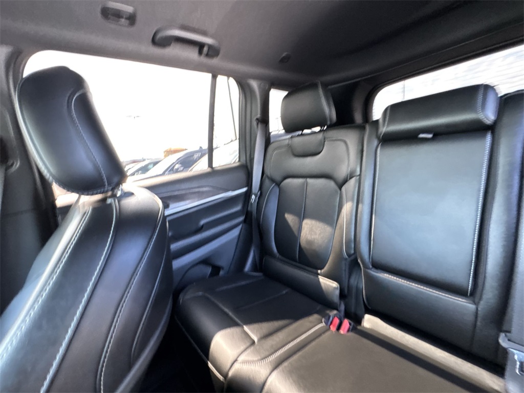 2024 Jeep Grand Cherokee Limited photo 12