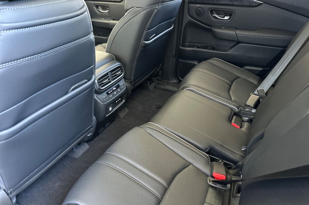 2025 Honda Pilot Elite photo 13