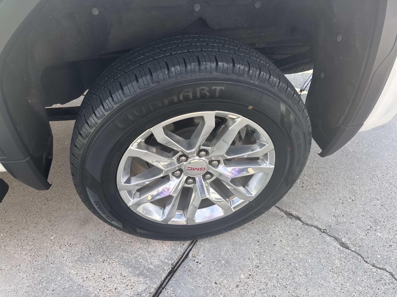 2020 Gmc Sierra 1500 SLT photo 3