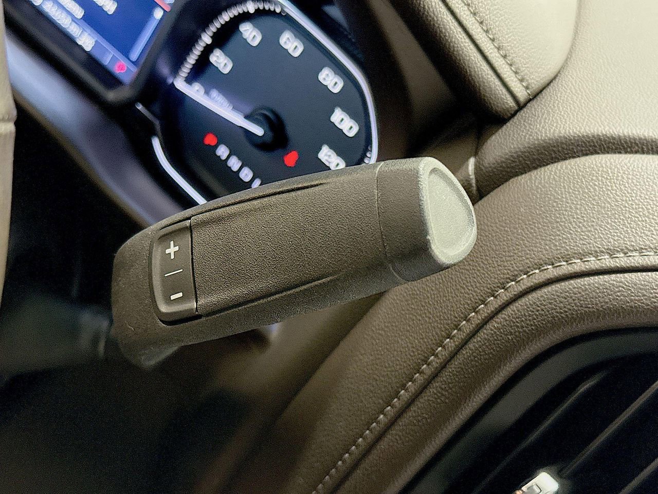 2019 Gmc Sierra 1500 SLT photo 16