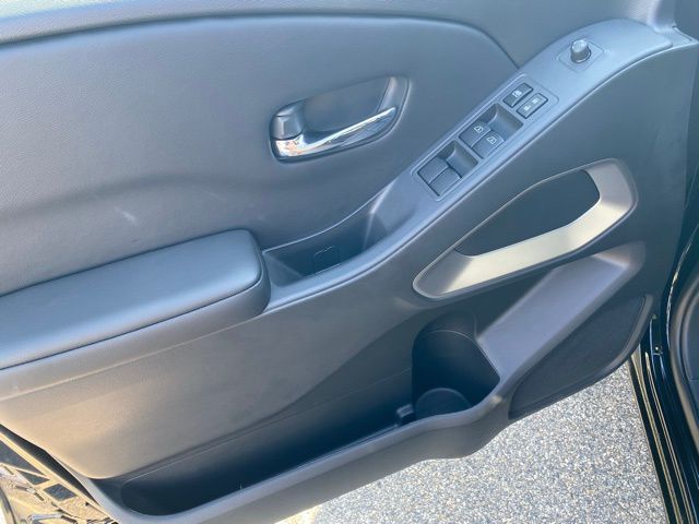 2026 Nissan Frontier SV photo 4