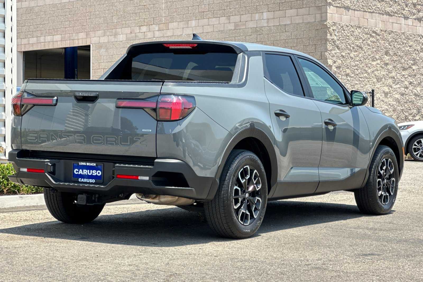 2023 Hyundai Santa Cruz SEL photo 3
