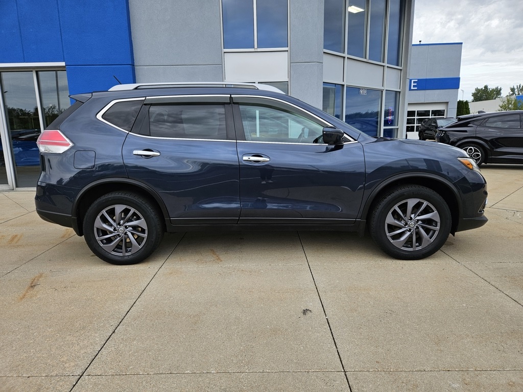 2016 Nissan Rogue SL photo 5