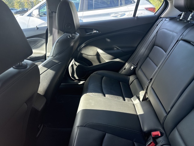 2017 Chevrolet Cruze LT photo 4