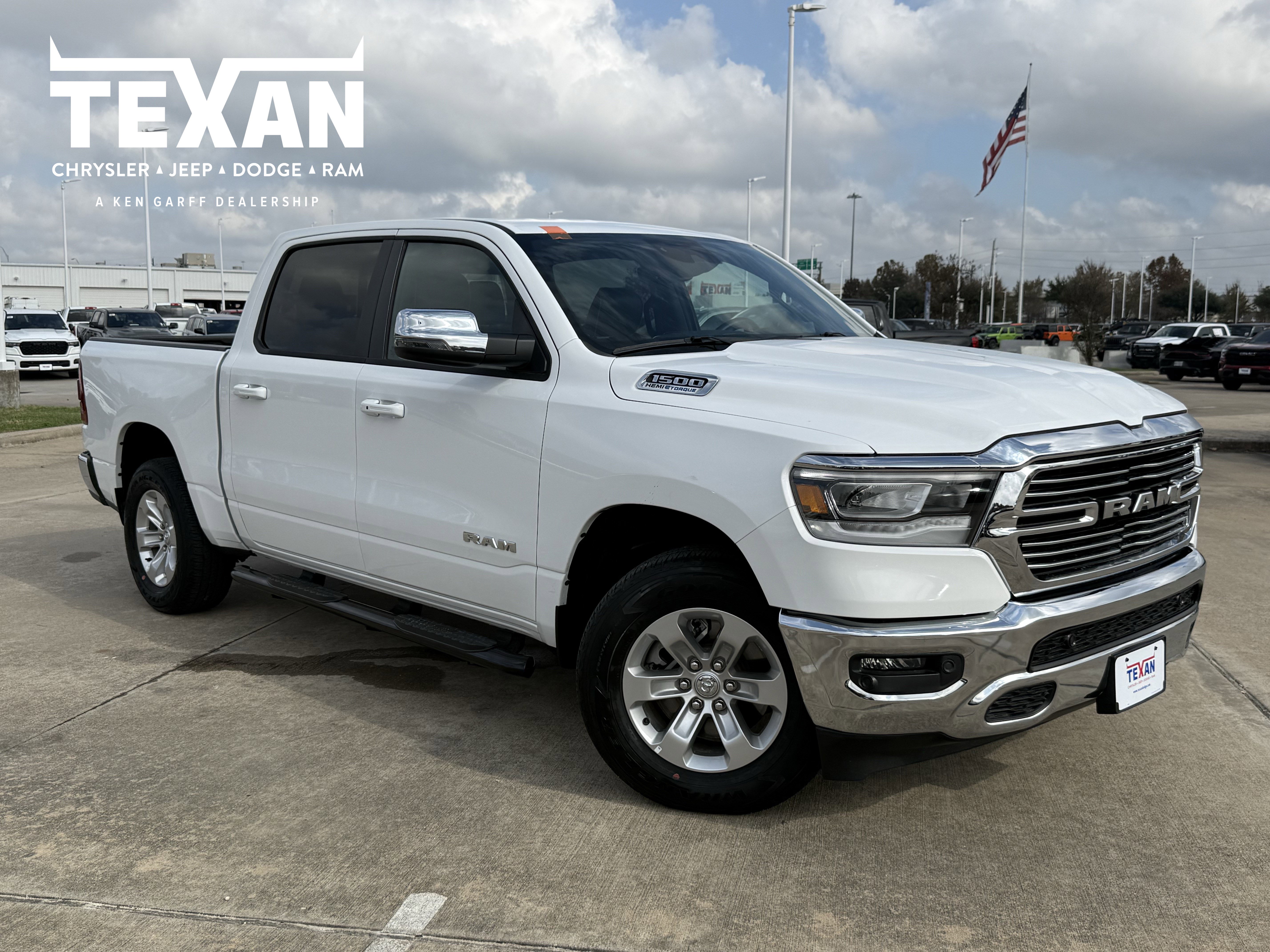 2024 RAM Ram 1500 Pickup Laramie's photo