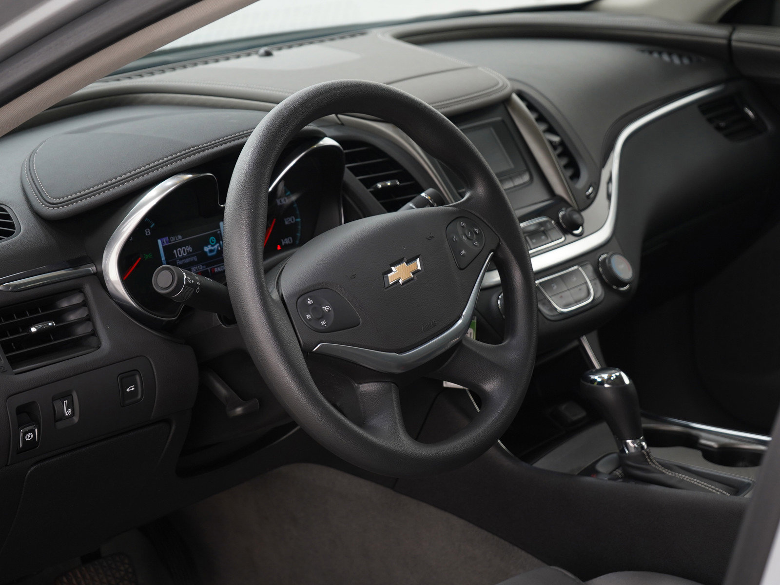 2017 Chevrolet Impala LS photo 19